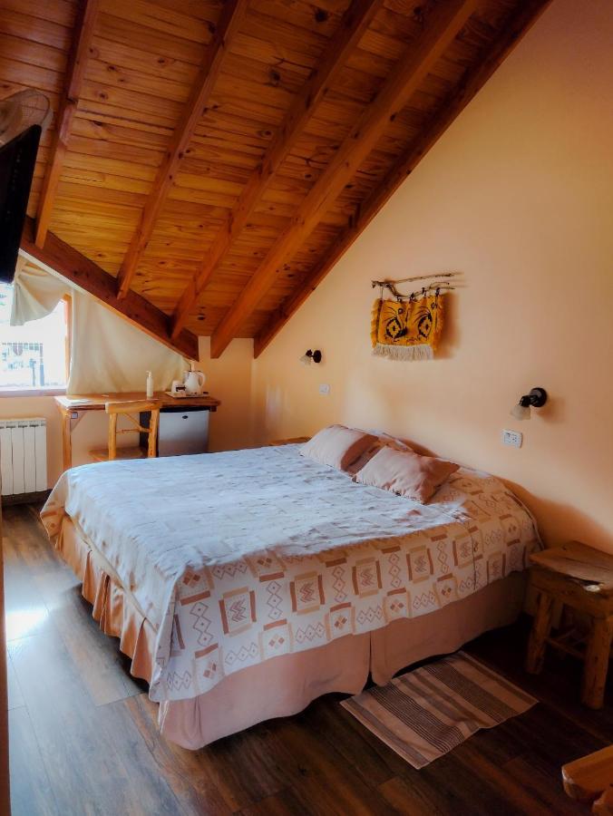 Hotel Y Cabanas Casa De Piedra Trevelín Esterno foto